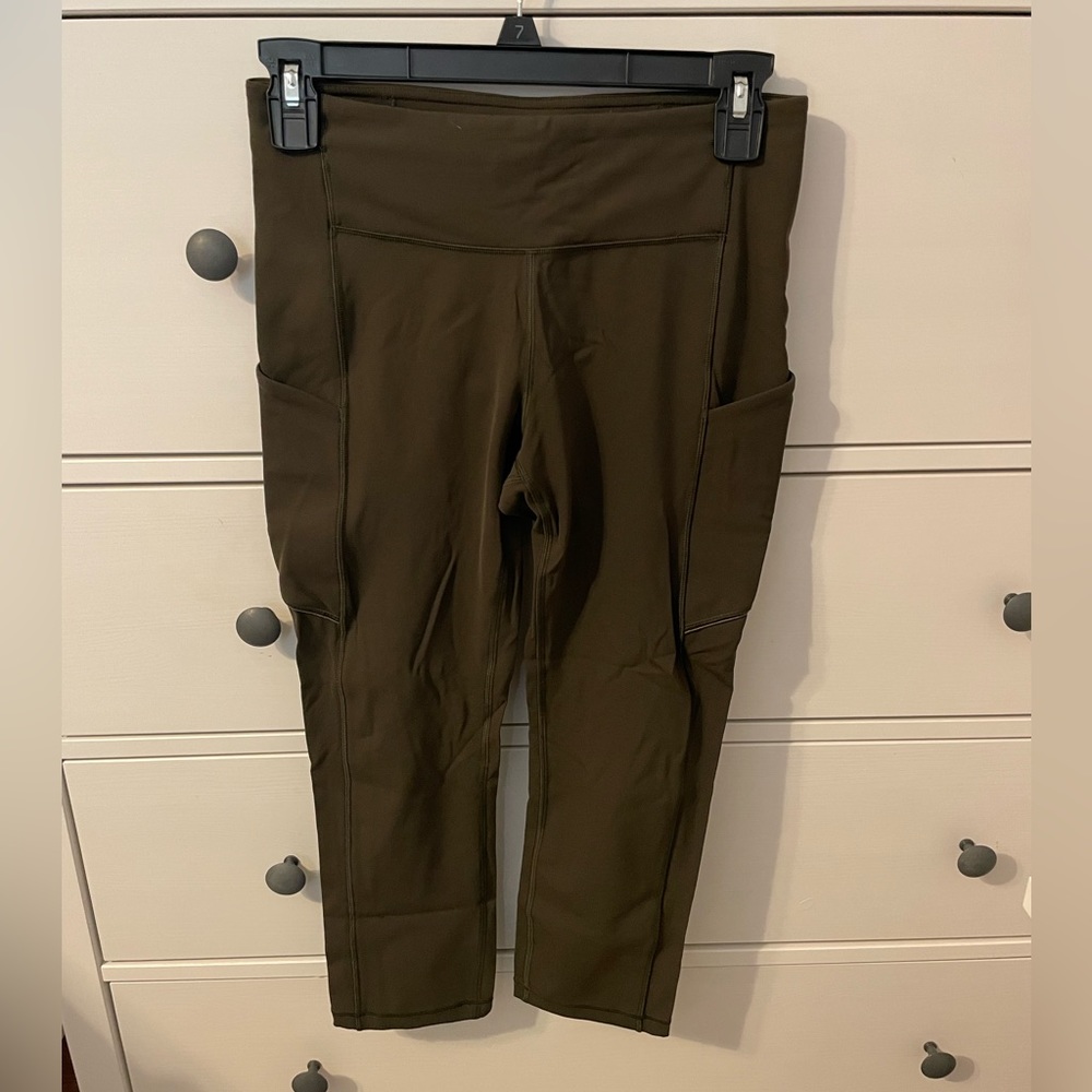LULULEMON FAST AND FREE HIGH RISE CROP IN ARMY GREEN